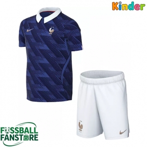 Frankreich Replik Heimtrikot Kinder WM 2026 Kurzarm (+ Kurze Hosen)